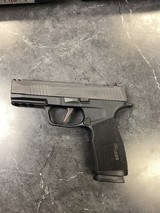 SIG SAUER P365 X-MACRO 9MM LUGER (9X19 PARA) - 1 of 3