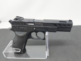 SAR FIREARMS P8L Ported barrel with a ported slide 9MM LUGER (9X19 PARA) - 3 of 3