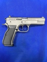 EAA EAA Corp Tanfolgio Witness .40 S&W - 2 of 3