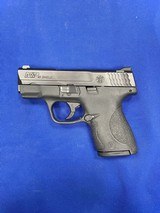 SMITH & WESSON M&P40 SHIELD .40 S&W - 2 of 3