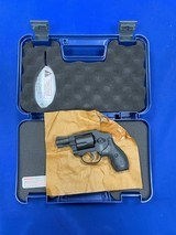 SMITH & WESSON MODEL 442 AIRWEIGHT .38 SPL - 1 of 3