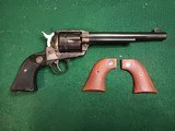 RUGER "OLD MODEL" VAQUERO .44-40 WIN - 1 of 3