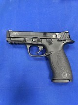 SMITH & WESSON M&P22 .22 LR - 2 of 3