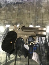 BOND ARMS ROWDY XL .45 LC/.410 GA - 1 of 3