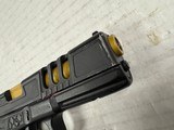 GLOCK 17 g17 gen 3 9MM LUGER (9X19 PARA) - 3 of 3