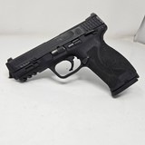 SMITH & WESSON M&P 40 .40 S&W - 1 of 3