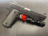 KIMBER CUSTOM TLE/RL II FULL SIZE GOVERNMENT WITH SUREFIRE WEAPON LIGHT 10MM - 1 of 3