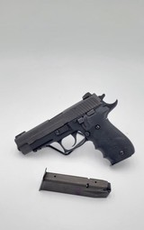 SIG SAUER P226 ELITE .40 S&W - 1 of 3