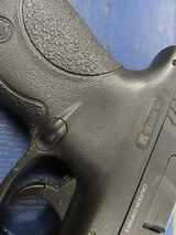 SMITH & WESSON M&P40 SHIELD .40 S&W - 3 of 3