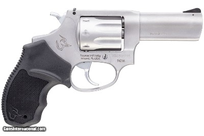 TAURUS 942 .22 WMR