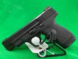 SMITH & WESSON M&P 40 Shield M2.0 PC .40 S&W - 2 of 3