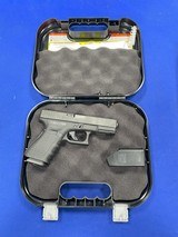 GLOCK G23 GEN 3 .40 S&W - 1 of 3