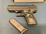 HI-POINT 916 C9 9MM LUGER (9X19 PARA) - 2 of 3