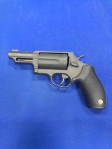 TAURUS CIRCUIT JUDGE .45 LC/.410 GA - 1 of 2