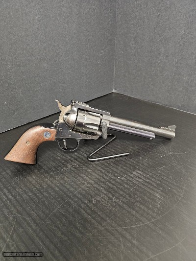 RUGER NEW MODEL BLACKHAWK .357 MAG