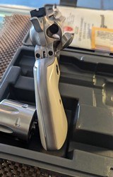 RUGER NEW MODEL BLACKHAWK CONVERTIBLE .45 LC - 3 of 3