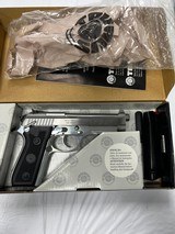 TAURUS pt101 .40 S&W - 1 of 3