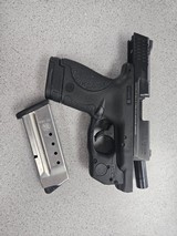 SMITH & WESSON M&P 40 SHIELD M2.0 CT .40 S&W - 1 of 1