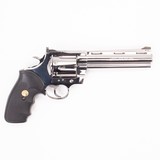 COLT ANACONDA
.44 MAGNUM - 2 of 3