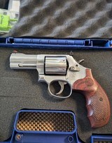 SMITH & WESSON M686 plus deluxe .357 MAG