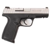 SMITH & WESSON SD40 VE .40 S&W - 2 of 3
