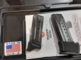 RUGER SR9C 9MM LUGER (9X19 PARA) - 2 of 3