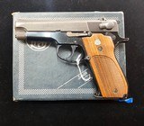 SMITH & WESSON 39-2 9MM LUGER (9x19 PARA) - 1 of 3