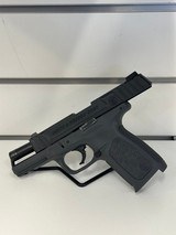 SMITH & WESSON SD40 .40 S&W - 2 of 3