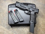 HECKLER & KOCH VP9 9MM LUGER (9X19 PARA) - 1 of 3