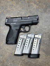 SMITH & WESSON m&p9 shield performance center 9MM LUGER (9x19 PARA) - 2 of 2