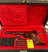 BROWNING MEDALIST .22 LR - 1 of 3