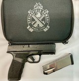 SPRINGFIELD ARMORY HELLCAT PRO 9MM LUGER (9x19 PARA) - 2 of 3