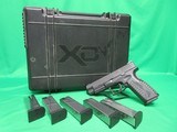 SPRINGFIELD ARMORY XD(M) 4.5" .40 S&W - 1 of 3