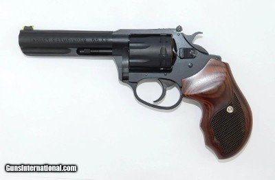 CHARTER ARMS PATHFINDER .22 LR