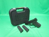 GLOCK G23 .40 S&W - 1 of 3