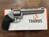 TAURUS TRACKER 627 .357 MAG - 1 of 3