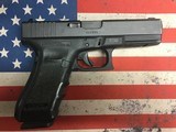 GLOCK G22GEN 4 .40 S&W - 2 of 3