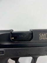 SMITH & WESSON M&P 22 COMPACT .22LR/.22MAG - 2 of 3