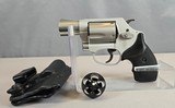 SMITH & WESSON 637-2 w/ Holster + Speed Loader .38 SPL +P - 1 of 3