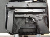 GLOCK G22 GEN 4 .40 S&W - 3 of 3