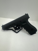 GLOCK G17 9MM LUGER (9x19 PARA) - 1 of 3