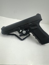 GLOCK G22 GEN 4 .40 S&W - 1 of 3