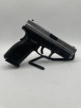 SPRINGFIELD ARMORY XD-40 .40 S&W - 2 of 3
