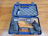 SMITH & WESSON 686 PLUS .357 MAG - 1 of 3
