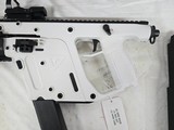 KRISS Kriss Vector SDP w/2 Mags, Hard Case .22 LR - 3 of 3