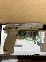 SMITH & WESSON M&P9 2.0 FDE 9MM LUGER (9X19 PARA) - 2 of 3