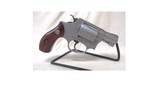 SMITH & WESSON M60 Lady Smith .38 SPL - 2 of 3