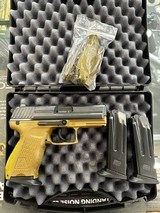 HECKLER & KOCH P2000 9MM LUGER (9x19 PARA) - 1 of 3