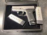 KAHR ARMS mk40 .40 S&W - 2 of 3