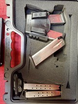 SPRINGFIELD ARMORY XD-40 .40 S&W - 3 of 3